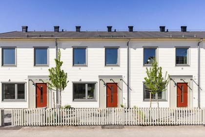 Perennvägen 25B, Ekängen
