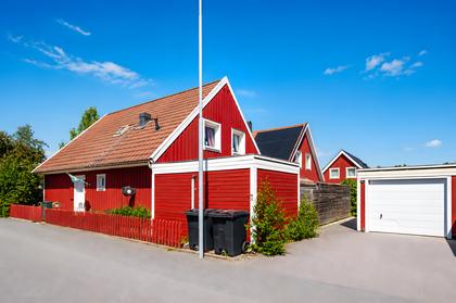 Sammetsvägen 1, Kungsängen