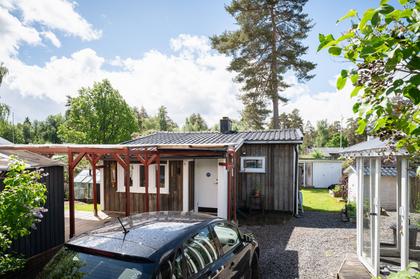 Pilvägen 24, Fristad