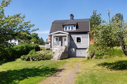 Nedre Villagatan 46, Centralt