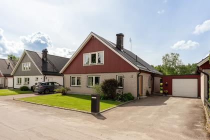 Stenbocksvägen 12, Tierp