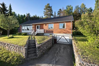 Radhusvägen 11, Harads