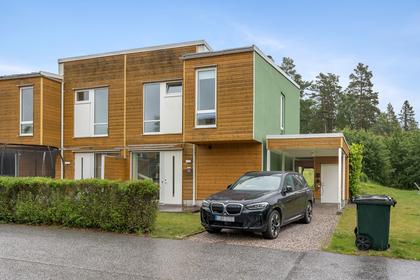 Blåbärsstigen 18, Nydala