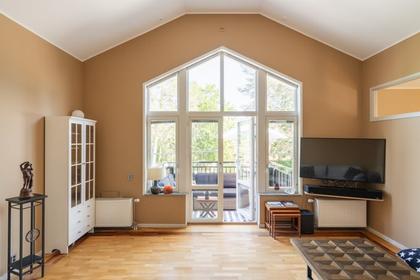 Holmiavägen 6, Hersby