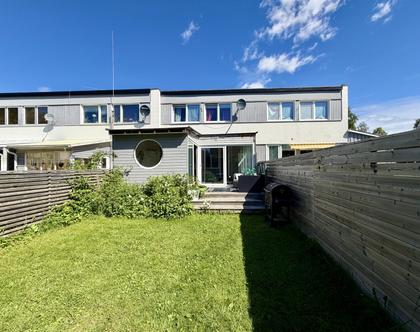 Radhusvägen 32A, Degeränget