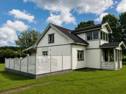 Härna 137, Hökerum