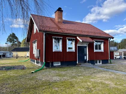 Tallmovägen 13, Likenäs