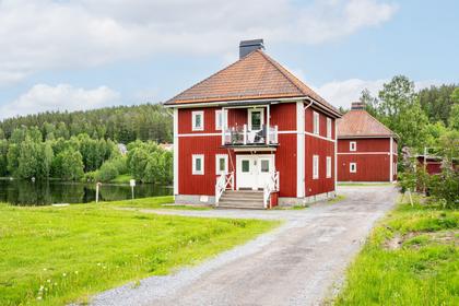 Pumpgatan 7, Långsele