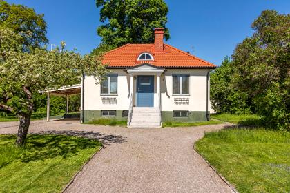 Bäckvägen 2, Skogstorp