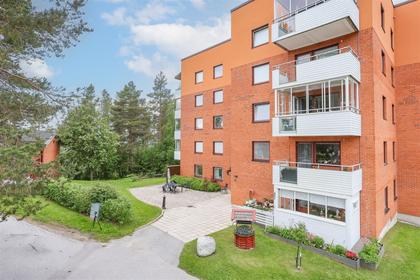 Falkenbergsvägen 41, Västra Granloholm