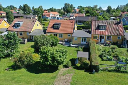 Holmbodavägen 43, Gillbo