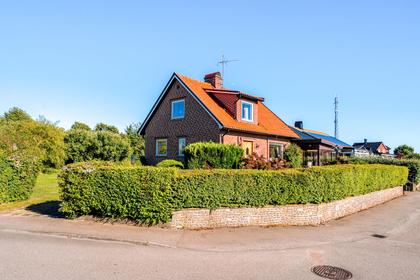 Vinkelgatan 6, Mörarp