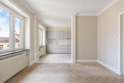 Södra Bangårdsgatan 8A, Söder