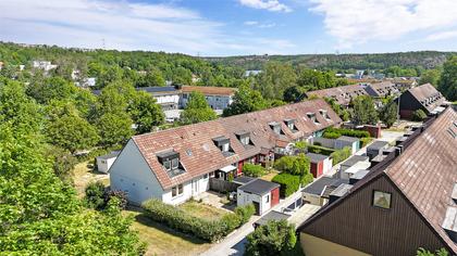 Förlikningsvägen 12, Botkyrka Alby