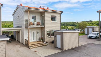 Pilslingan 23, Centralt