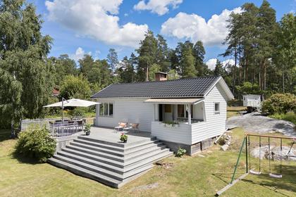 Släggvägen 15, Munsö