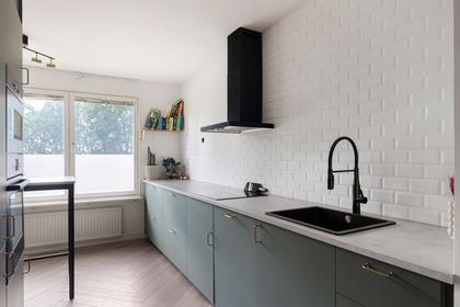 Jungfrudansen 34, Huvudsta