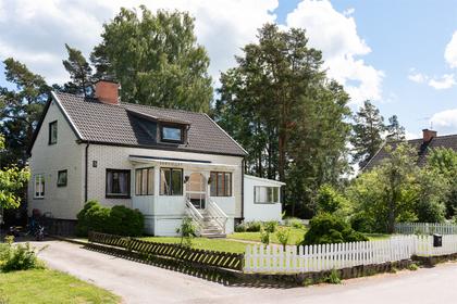 Stenhagsvägen 3, Hallstahammar