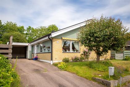 Päronvägen 27, Bjärehalvön