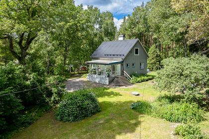 Löt 10, Länna