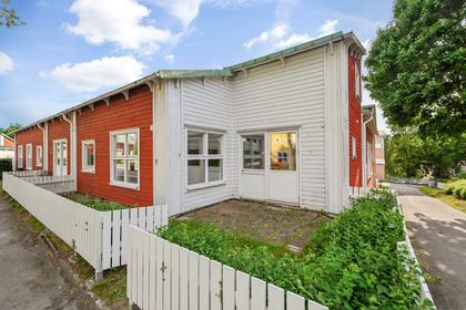 Blommelundsvägen 19, Carlslund