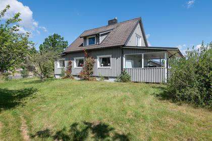 Hallarydsvägen 11, Markaryd