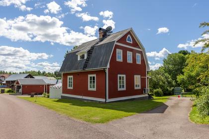 Bäckmansvägen 1, Hansjö