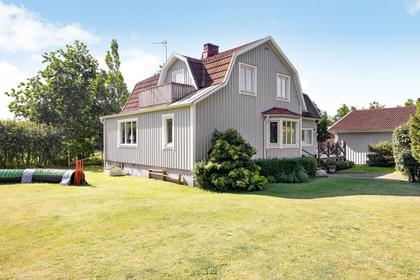 Skällåkra 51, Västkusten
