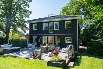 Mickelsbergsvägen 218, Älvsjö