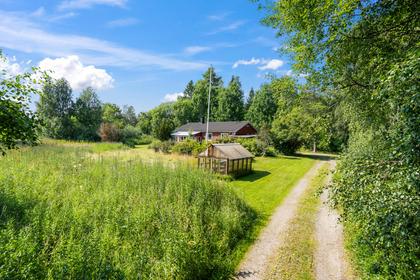 Fiol Elis väg 22, Valbo