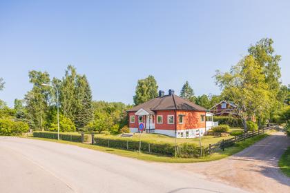 Lövlundsvägen 11, Furuvik