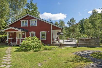 Golfvägen 6, Sundsta