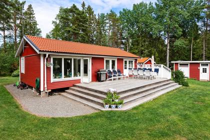 Edebyhamnsvägen 16, Väddö