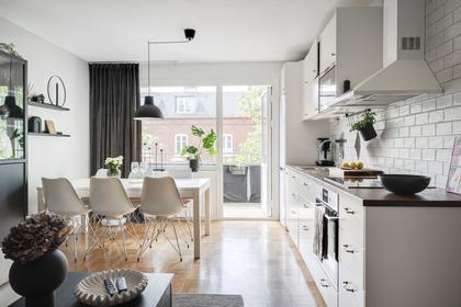 Mariagatan 7A, Centrum