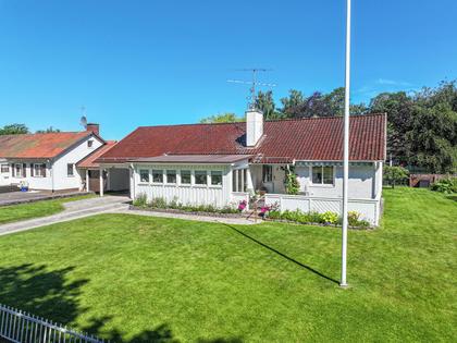 Södra Kyrkogårdsgatan 7, Åmål