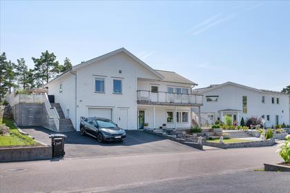Gullvivevägen 23, Högenorum