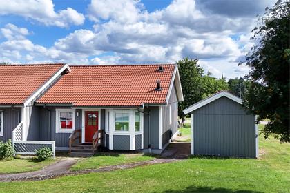 Backsippevägen 1E, Centralt