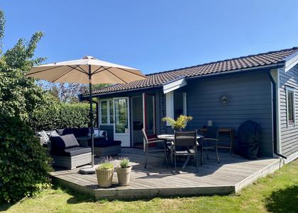 Bror Engkvists gata 30, Vasatorps Trädgård