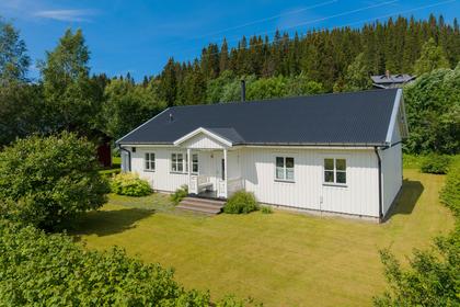 Lillåvägen 5, By