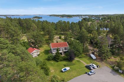 Horsviksvägen 11, Gryt