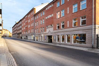 Bankgatan 15B, Centrum