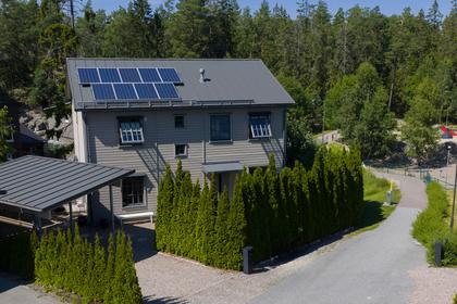 Hällmarkshöjden 31, Västra Balingsnäs