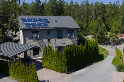 Hällmarkshöjden 31, Västra Balingsnäs