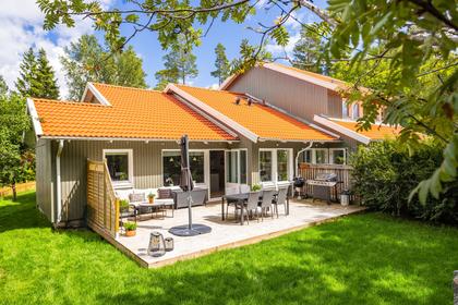 Brovallsvägen 64, Rydbo