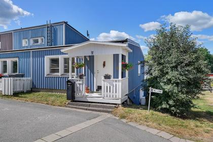 Oriongatan 92, Östra Steninge
