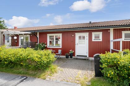 Hjälmvids Backe 61, Söderby