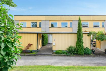 Vitplistergränd 41, Hässelby Norra Villastad