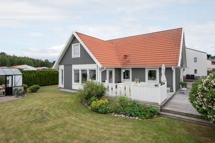 Kastvindsvägen 48, Tallboda
