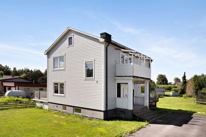 Vikmarkvägen 12, Sandviken