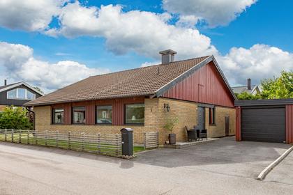 Järnglansvägen 4, Vallås